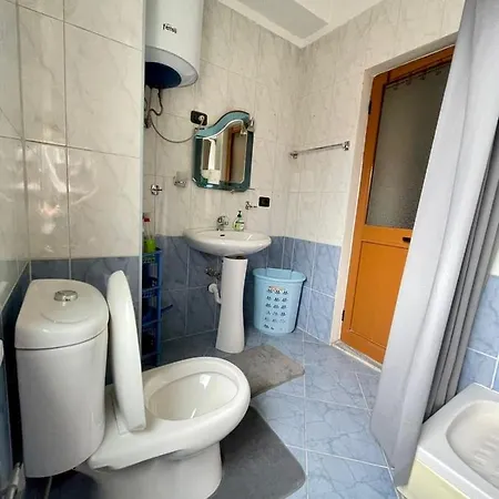 Apartman Ed's Near Center