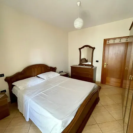 Apartman Ed's Near Center *